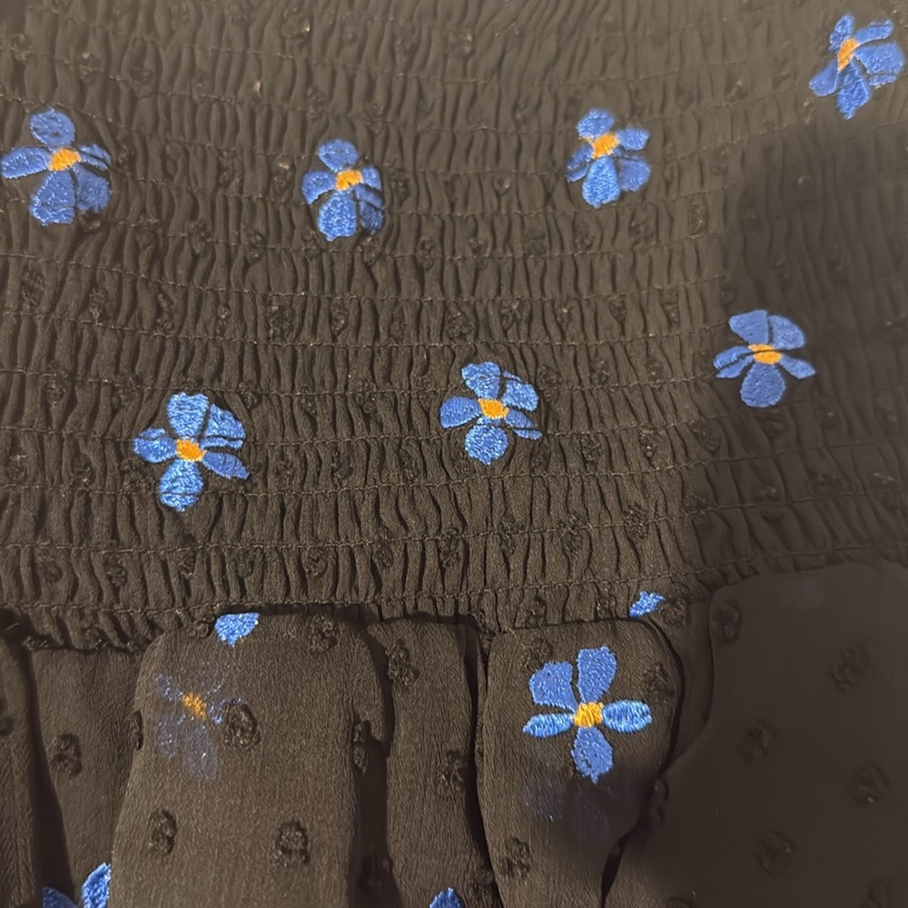 Maje
Jalao Tiered Floral-Embroidered Skirt - Picture 4 of 6